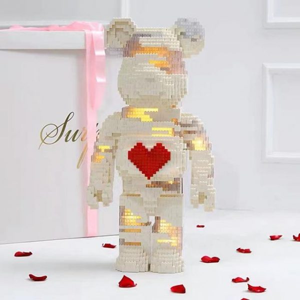 AP 001 1 Bearbrick with Lights with 3200 pieces 2 - MOULD KING