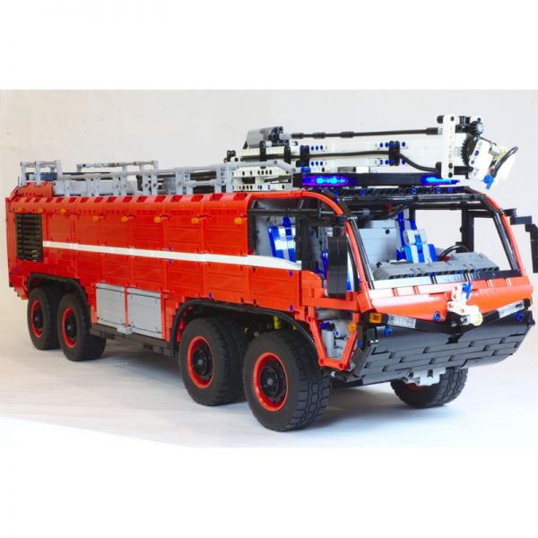 MOC 4446 Airport Crash Tender super vehicle by Lucioswitch81 MOC FACTORY 2 jpg - MOULD KING