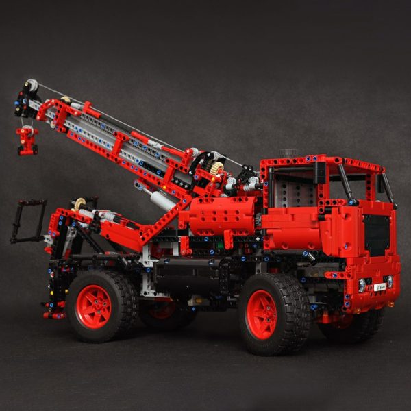 MOC 55834 Lego Tow Truck 42082 c model Technic by the lego technic channel MOC FACTORY 3 - MOULD KING