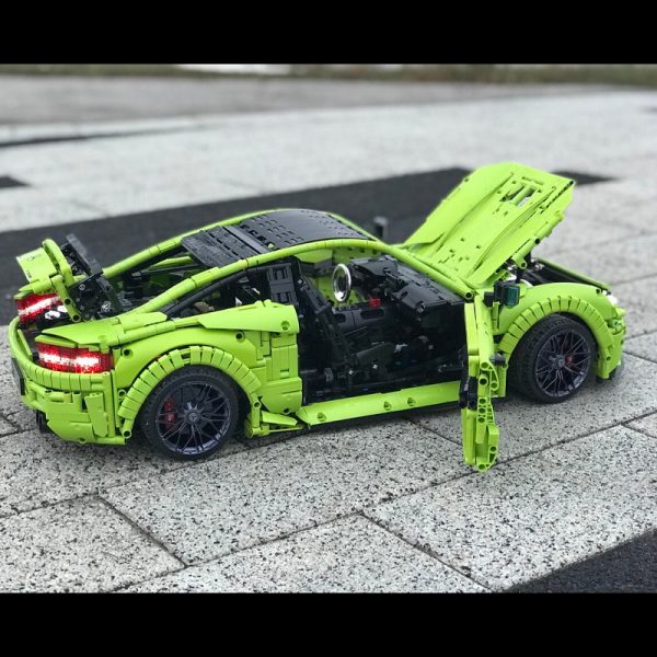 MOC 60193 Mercedes Benz C63 AMG Technic by Loxlego MOC FACTORY 5 - MOULD KING