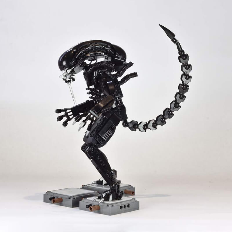 MOC-27578 Alien Xenomorph with 599 pieces