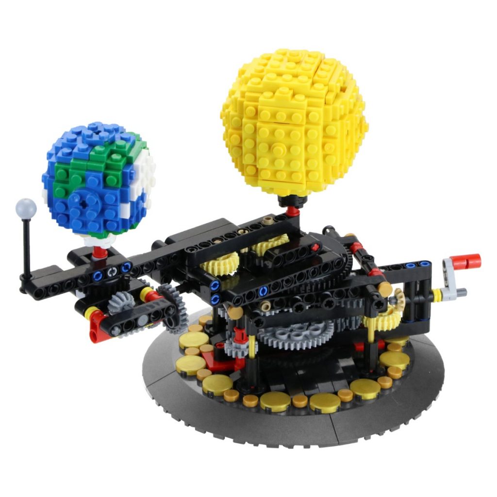 MOC-4477 Earth, Moon and Sun Orrery with 461 pieces
