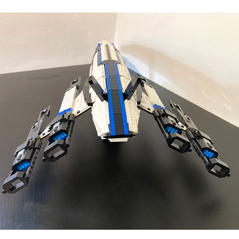 MOC-118415 Mass Effect Normandy SR-2 With 3927 Pieces