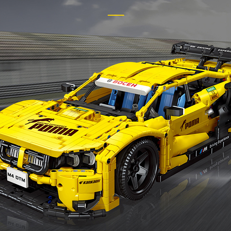 BMW M4 DTM With Motor 1 - MOULD KING